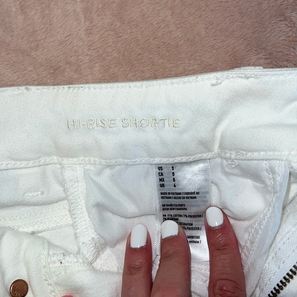 American Eagle super stretch white denim cutoff shorts 0 - Picture 3 of 4